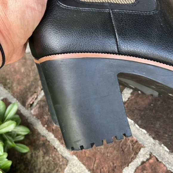 Chinese laundry Black Leather booties Size 8.5 - Picture 9 of 9